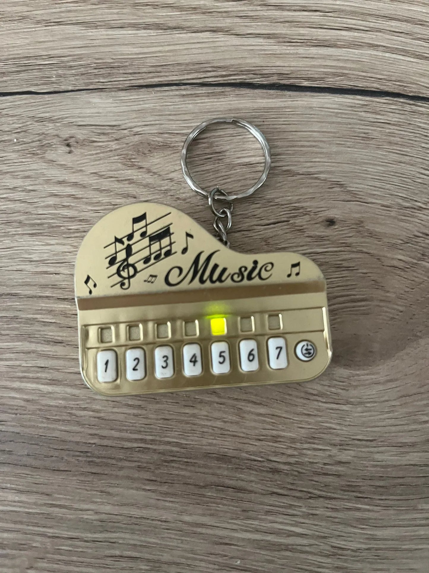 Porte-clé éducatif 3-en-1 pour enfants – Ardoise, Pop-it & Piano